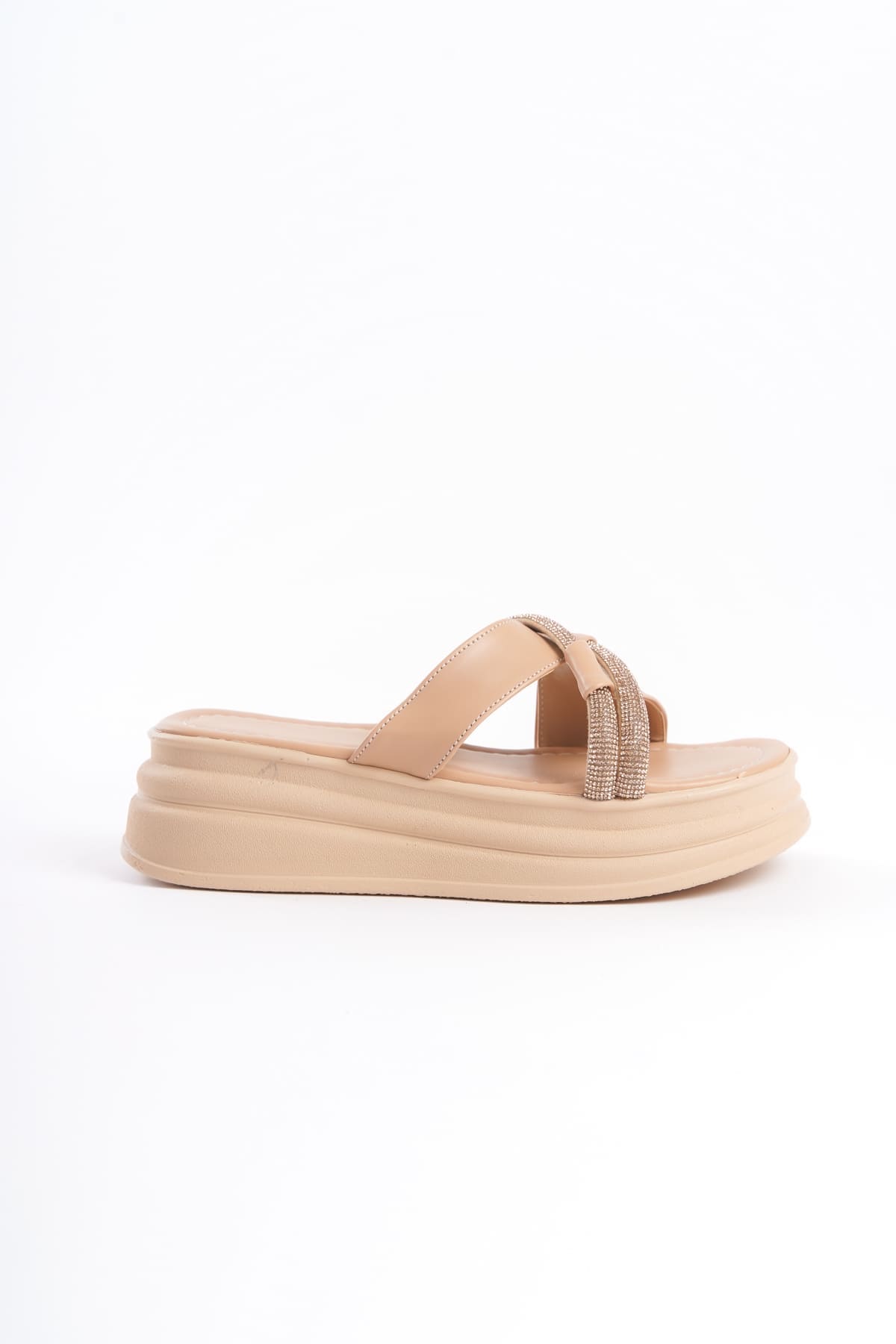 RUBY Düz Topuklu Taşlı Çapraz Şeritli Kalın ve Ortopedik Taban Kadın Terlik CTT - Ten - Görsel 6