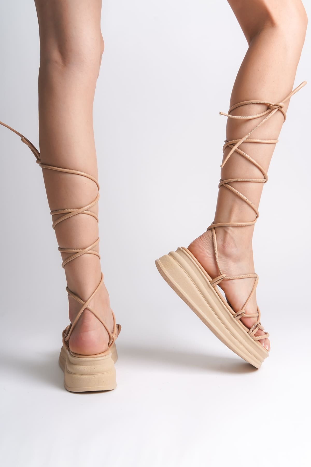 SAMANTHA Bilekten Bağlamalı Ortopedik Taban Kadın Terlik CTT - Ten - Görsel 3