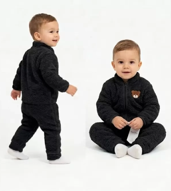 6/24 Ay Peluş Kumaş Fermuarlı Bebek Takımı
