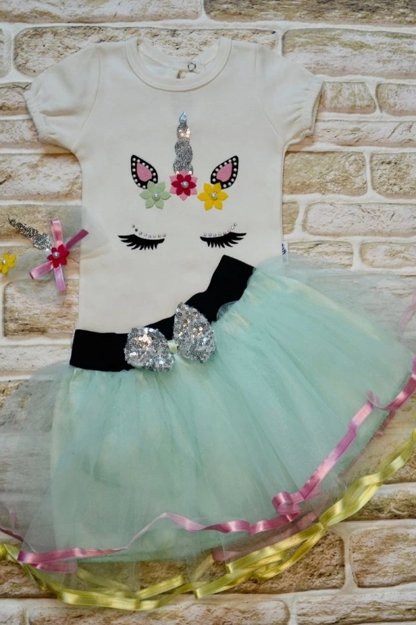 9-12-18 Ay Payetli Pony Nakışlı Tokalı Kısa Kollu Tütü Etek 3lü Kız Bebek Takımı Su Yeşili