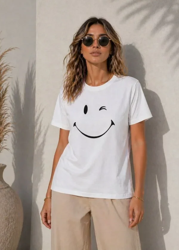 Minimal Gülümseyen Yüz Baskılı Tişört Kısa Kol Yazlık T-Shirt - Beyaz