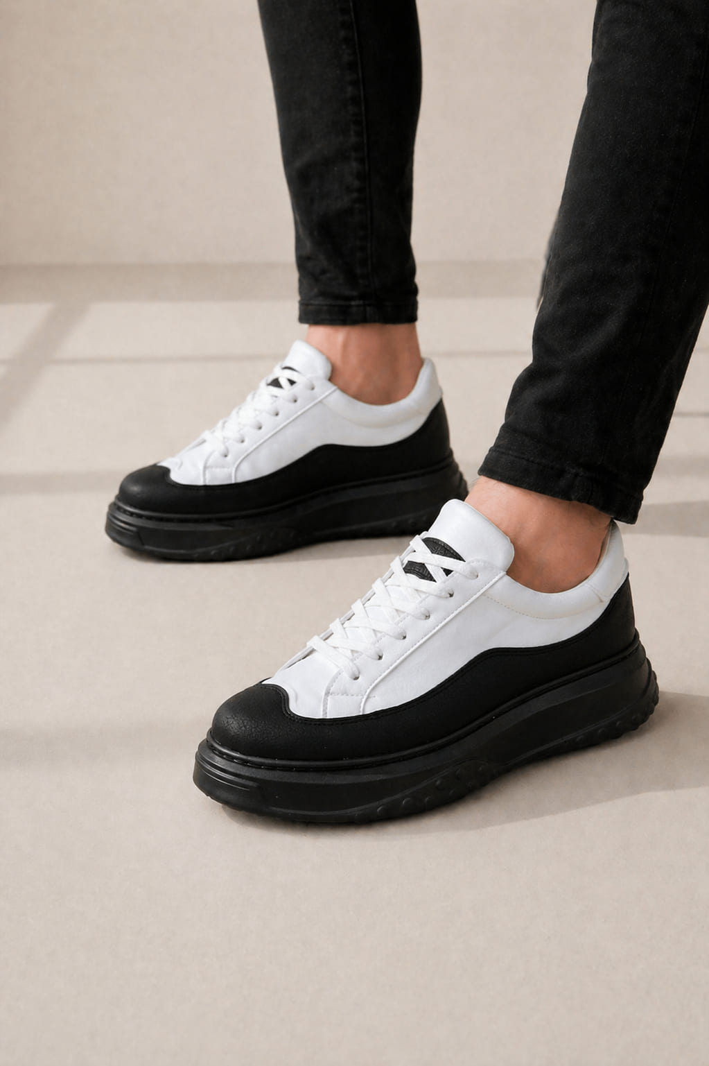 JY507 Dara Bağcıklı Cilt Erkek Günlük Sneaker Ayakkabı CST Beyaz/Siyah - Görsel 2