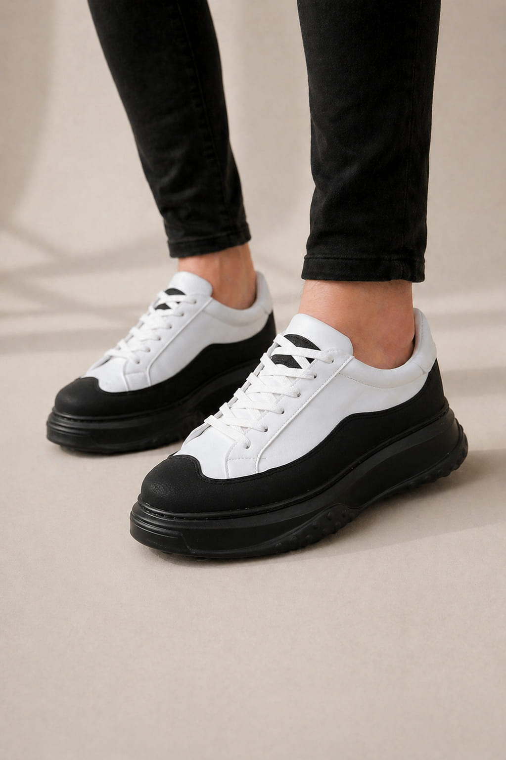 JY507 Dara Bağcıklı Cilt Erkek Günlük Sneaker Ayakkabı CST Beyaz/Siyah