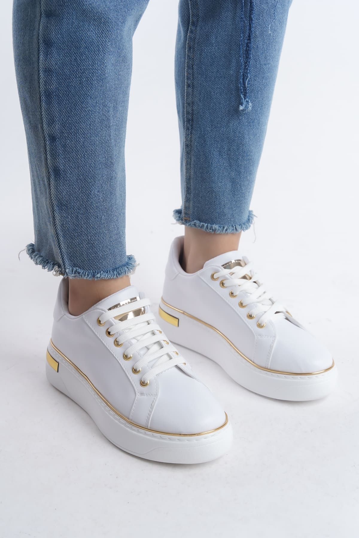 MINA Bağcıklı Ortopedik Taban Kadın Sneaker Spor Ayakkabı CBT - Beyaz/Altın