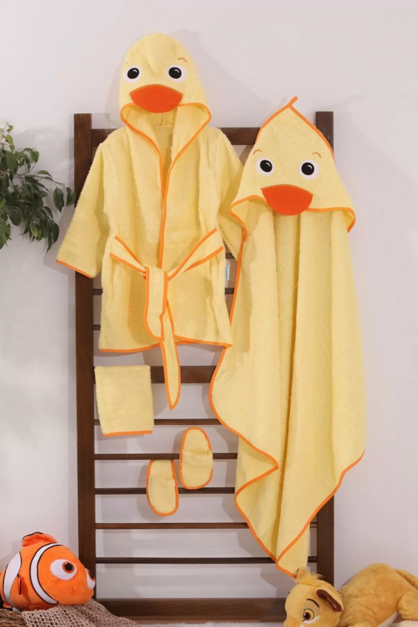 Ördek Figürlü 4 Parça Unisex Bornoz Seti