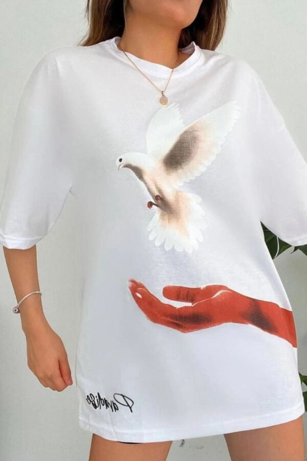 Kadın Kısa Kol Yazlık Tişört Bisiklet Yaka Uzi Güvercin Baskılı T-Shirt - Beyaz