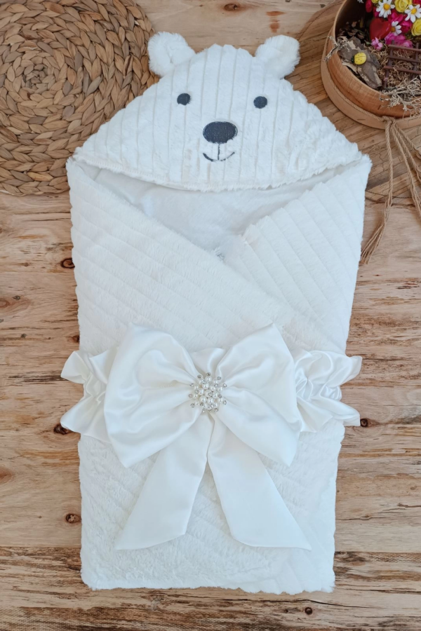 Yenidoğan Beyaz Wool Yün Kumaş Ayıcık Kulaklı Kundak Bebek Battaniyesi Beyaz