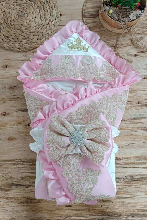 Yenidoğan Grand Lüks Kelebek Ağır Güpür İşlemeli Şapkalı Bebek Battaniyesi Kundak Pembe