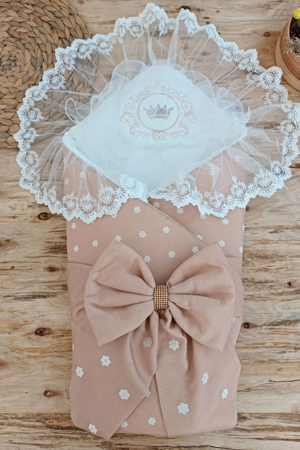 Yenidoğan Papatya Desenli Trilüks Unisex Kundak Bebek Battaniyesi Kahverengi