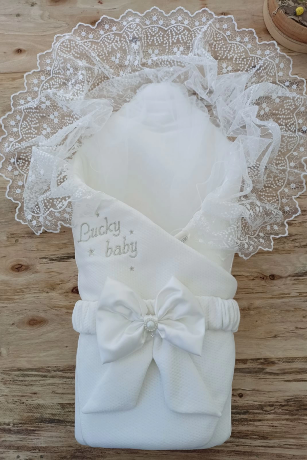 Yenidoğan Sahra Lucky Baby Nakışlı Kundak Bebek Battaniyesi Ekru