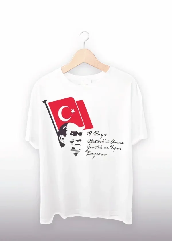 19 Mayıs Atatürkü Anma Gençlik Ve Spor Bayramı Baskılı Oversize T-shirt - Beyaz