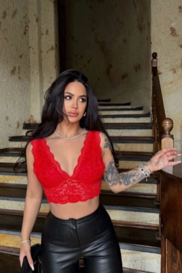 Kadın Dantel Bralet Crop Sütyen V Yaka Askılı Şık Esnek Rahat - Kırmızı