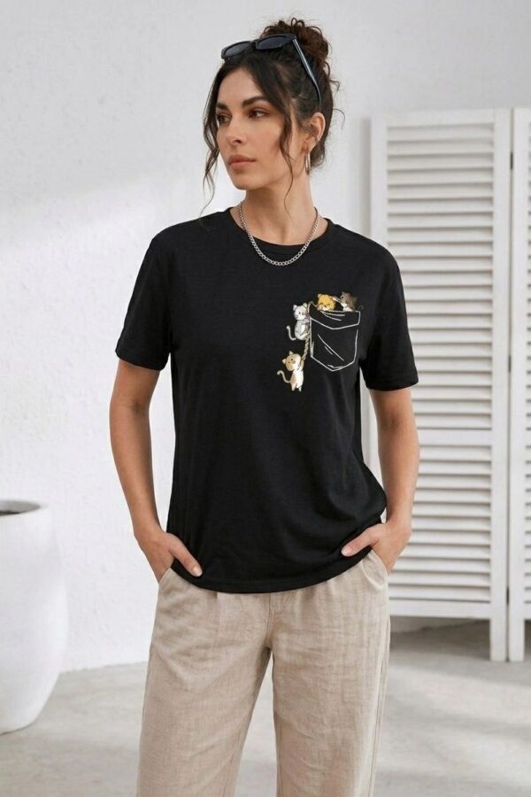 Kadın Sevimli Kedi Cep Baskılı Tişört Kısa Kol Yazlık T-Shirt - Siyah