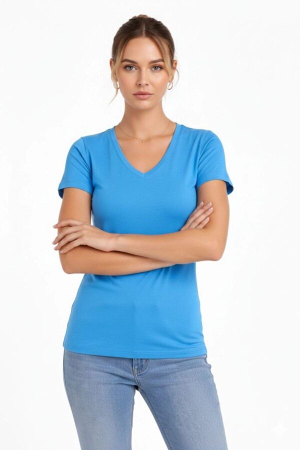 Kadın T-Shirt V Yaka Slim Fit Likralı Tişört Yazlık Basic Body - Açık Mavi