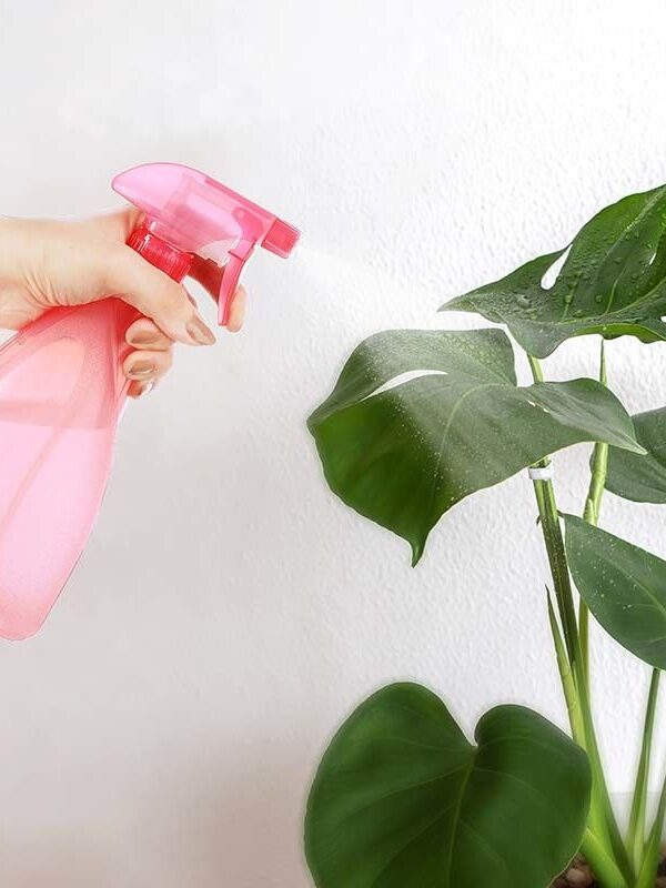 2 Sprey Modlu  Banyo  Bakımı İçin Çok Amaçlı Spreyli Şişe 700 ML