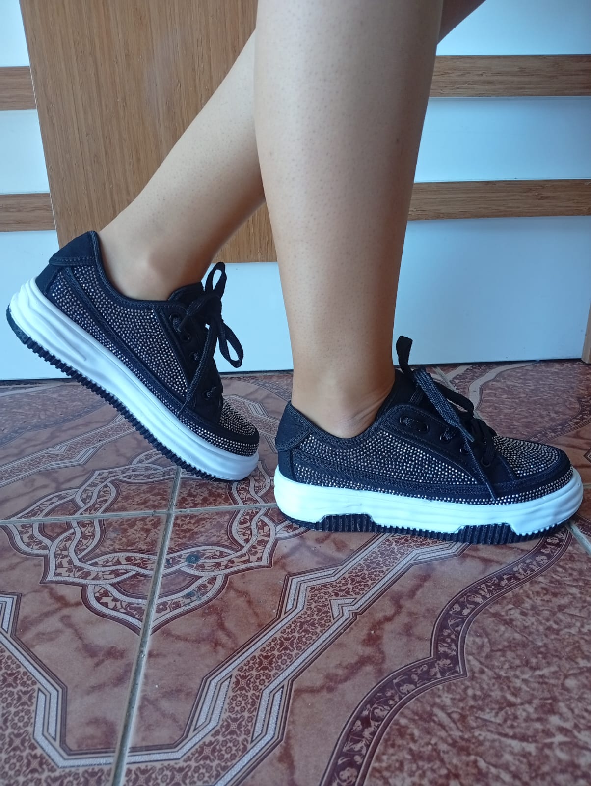 Kadın Yüksek Taban Rahat Şık Günlük Spor Ayakkabı Siyah Renk - Görsel 2