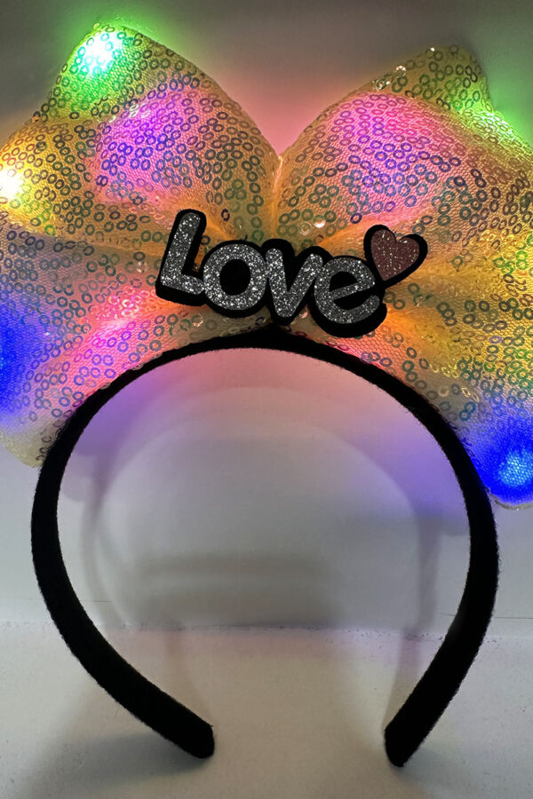 Led Işıklı 3 Farklı Fonksiyonda Yanan  Love Yazılı Sarı Fiyonk Taç 20X17 cm