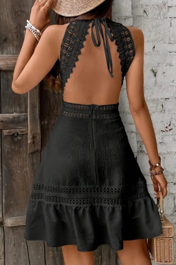 Kadın Boyundan Askılı Sırtı Açık Dantel Detaylı Kısa Kiloş Bürümcük Elbise