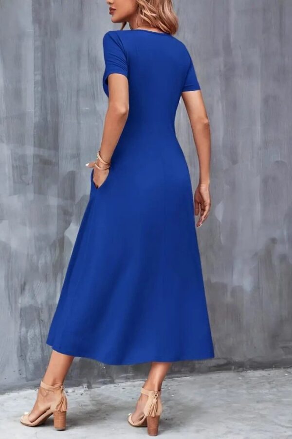 Kadın Kısa Kollu V Yakalı Cepli Viskon Elbise