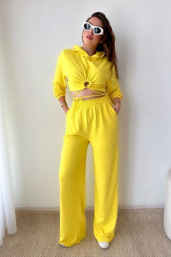 Kadın Crop Bağlama Detaylı Eşofman Takımı