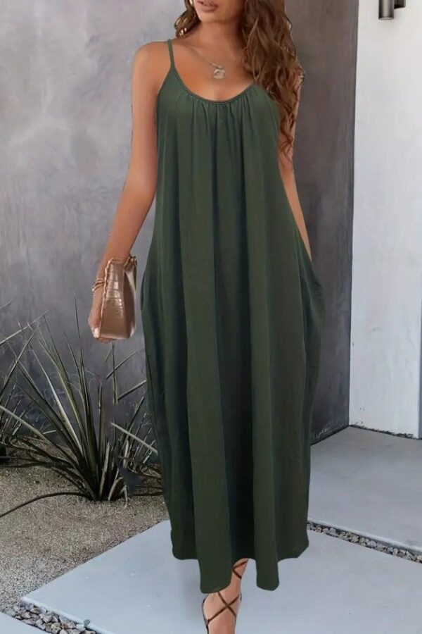 Kadın Ip Askılı Geniş V Yakalı Viskon Elbise