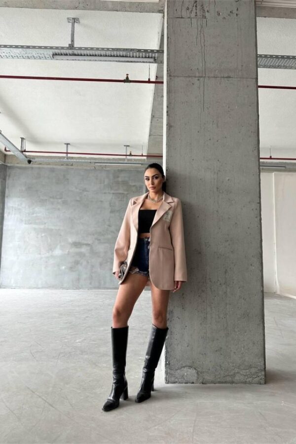 ELLO ETİKETLİ ÇENGELLİ İĞNE DETAYLI CEKET - Pudra