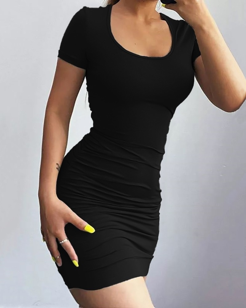 Kadın Kısa Kollu Bel çapraz şerit Detay Büzgülü Sandy Kumaş Elbise - Görsel 2