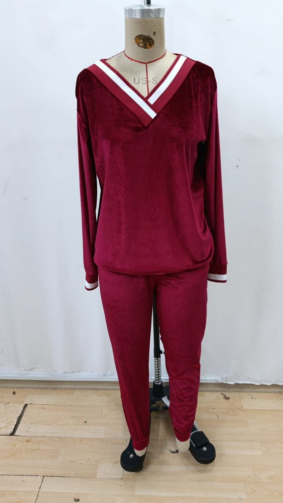 Kadın Uzun Kollu V Yaka Kadife Bluz Ve Pantolon Ikili Takım - Görsel 4