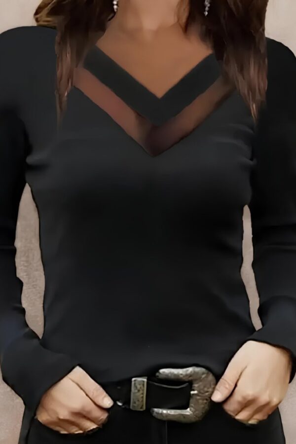 Kadın Uzun Kollu V Yakalı Tül Göğüs Dekolte Detaylı Viskon Bluz