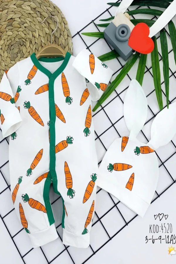 3-6-9-12 Ay Kulaklı Şapkalı Havuç Baskılı Boydan Çıtçıtlı Uzun Kollu Kız Erkek Bebek Tulumu Beyaz