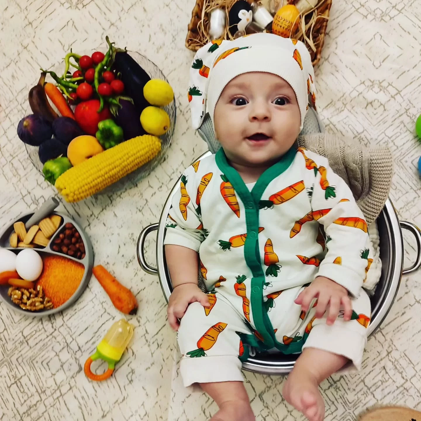 3-6-9-12 Ay Kulaklı Şapkalı Havuç Baskılı Boydan Çıtçıtlı Uzun Kollu Kız Erkek Bebek Tulumu - Görsel 2