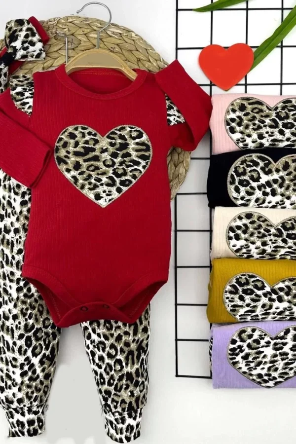 3-6-9-12 Ay Leopar Kalp Desenli Uzun Kollu Body Leopar Pantolon Bandanalı 3lü Kız Bebek Takımı Sarı
