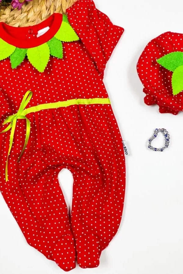 3-6-9 Ay Çilek Bebekler Penye Kumaş Şapkalı Bileklik Hediyeli Uzun Kollu Kız Erkek Bebek Tulumu Kırmızı