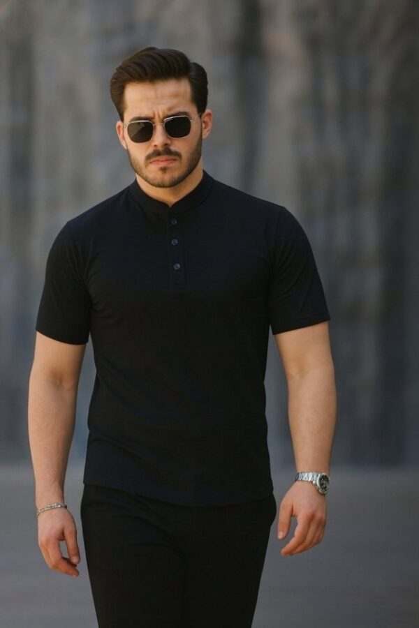 Kadın Kısa Kollu Hakim Yaka önü Düğmeli Viskon Tişört