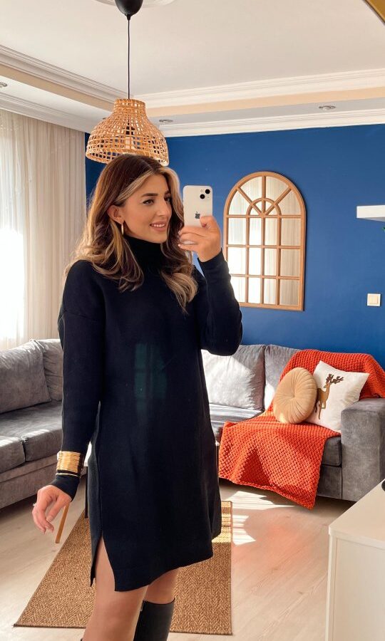 Kadın Uzun Kollu Boğazlı Yaka Yanları Yırtmaç Detay Triko Mini Boy Elbise