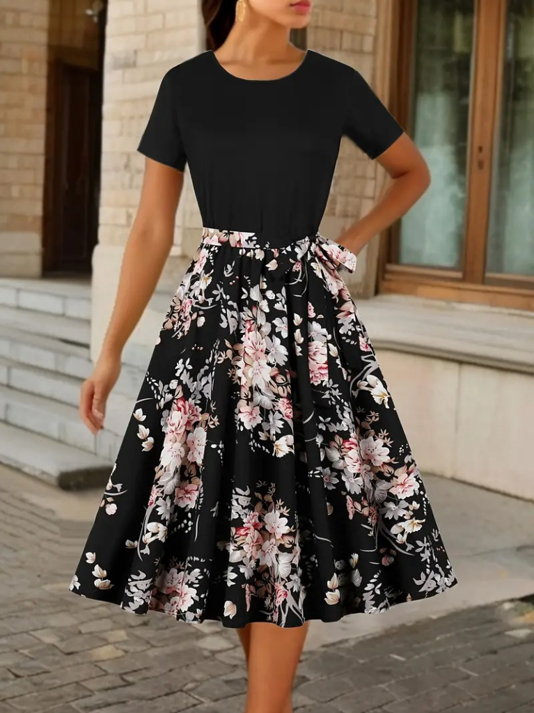 Kadın Kısa Kollu Bisiklet Yaka çiçek Desenli üst Viskon Alt Süprem Kısa Elbise - Görsel 2