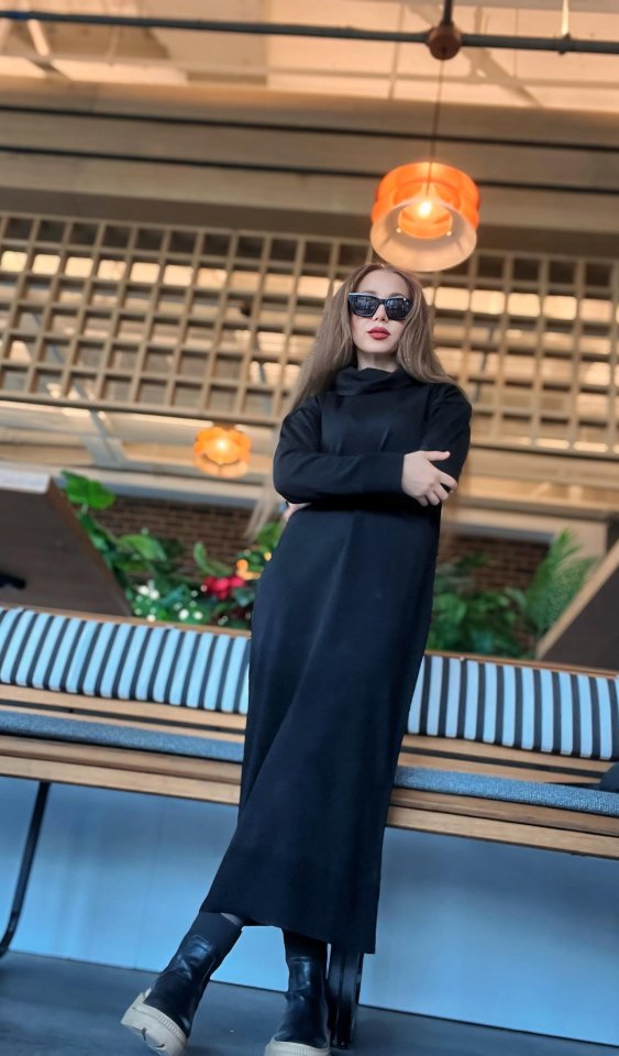 Kadın Uzun Kollu Boğazlı Midi Boy Triko Elbise (kemersiz) - Görsel 4