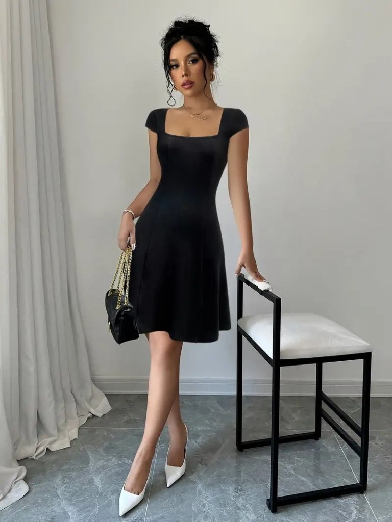 Kadın Kısa Kollu Geometrik Yakalı Janjan Krep Elbise - Görsel 2