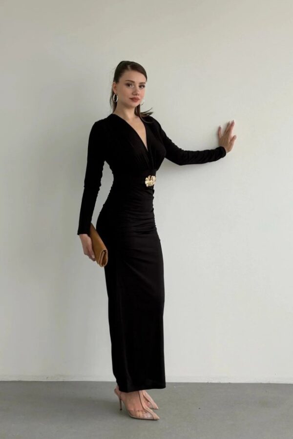 Aksesuarlı Kemerli Drapeli Uzun Elbise