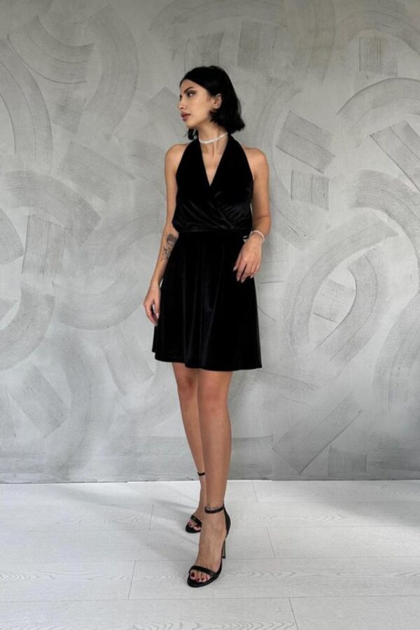 Zümrüt Boyundan Geçmeli Elbise