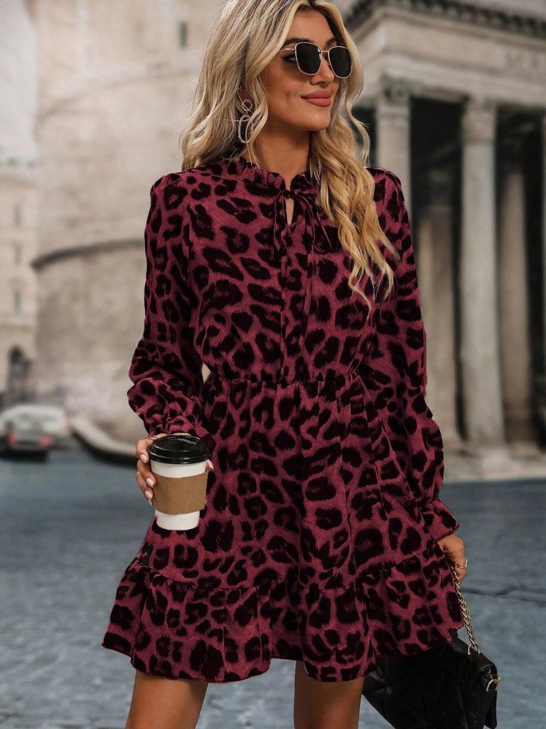 Kadın Uzun Kollu Yakadan Bağcıklı Modal Leopar Desenli Mini Elbise - Görsel 9