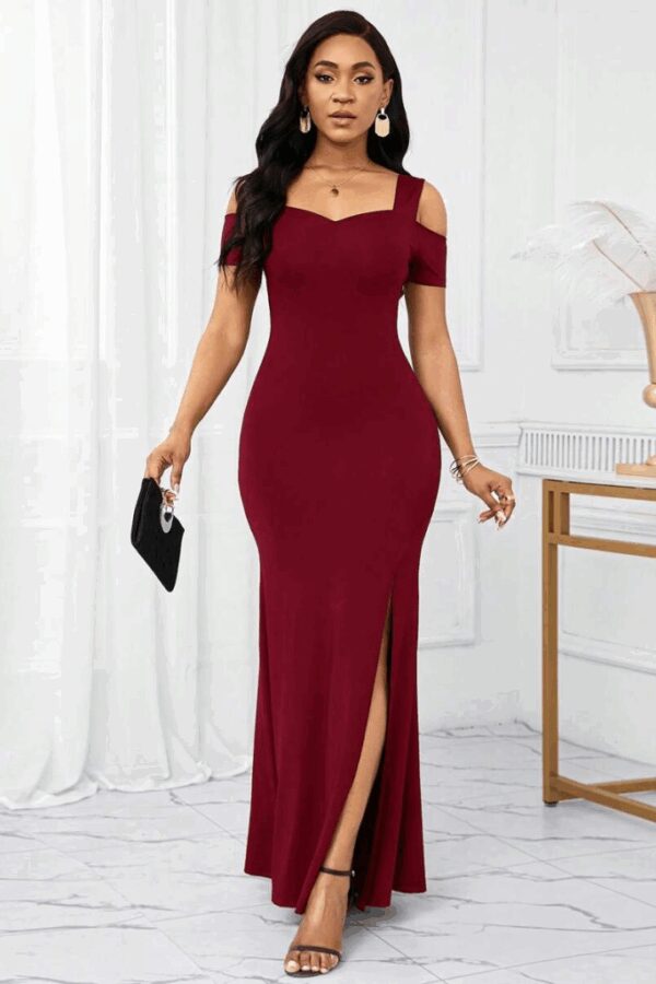 Kadın Omuzlardan Açık Askılı Yırtmaç Detaylı Uzun Ithal Krep Elbise