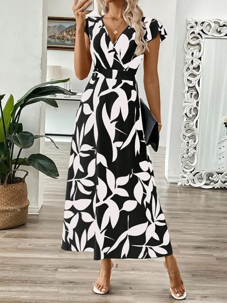 Kadın Kısa Kelebek Kollu Kruvaze Yaka Desenli Süprem Elbise - Görsel 8