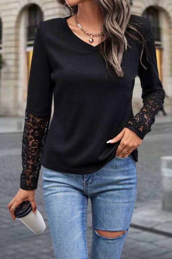 Kadın Uzun Kollu V Yakalı Dantelli Waffle Bluz