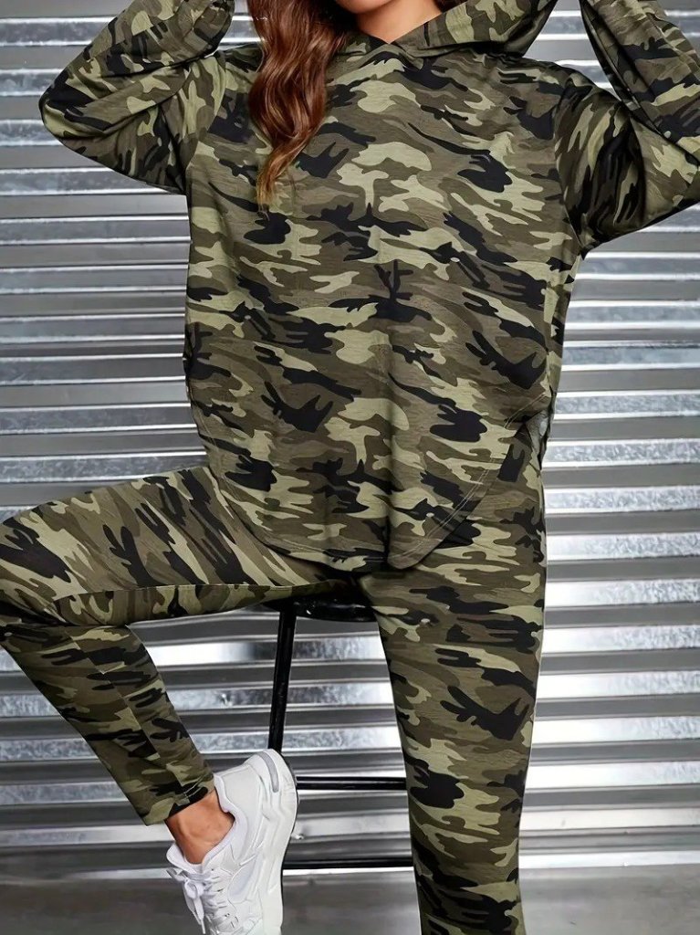 Kadın Uzun Kollu Kapşonlu Kamuflaj Desenli Bluz Ve Pantolon Tayt Ikili Takım - Görsel 3