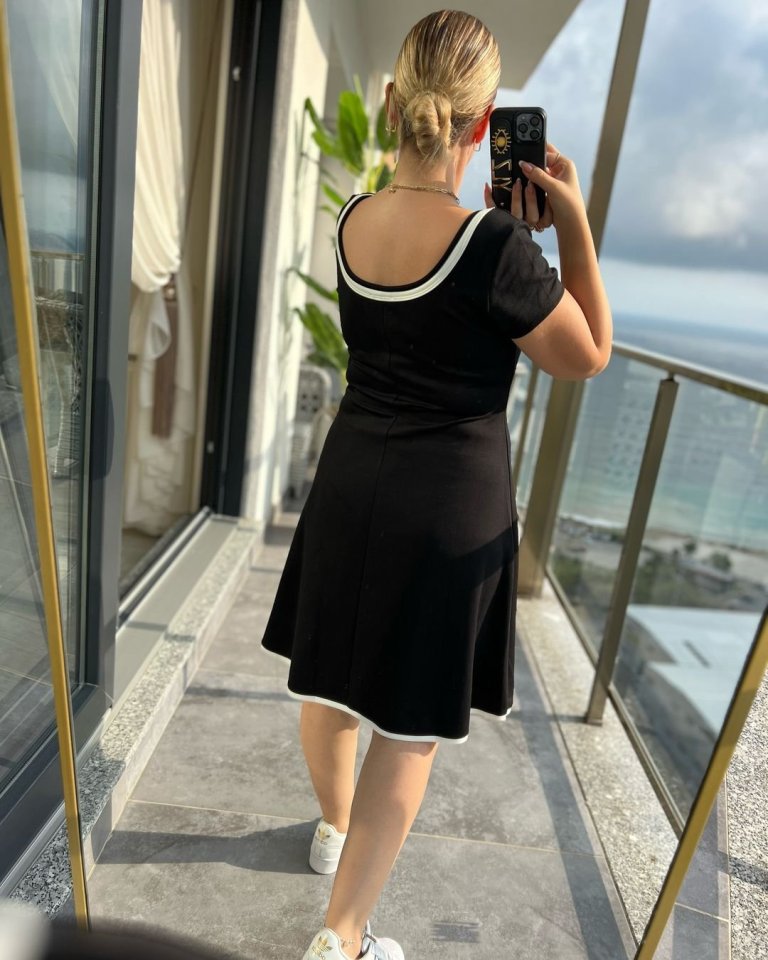 Kadın Kısa Kollu Geniş Yuvarlak Yaka Viskon Elbise - Görsel 8