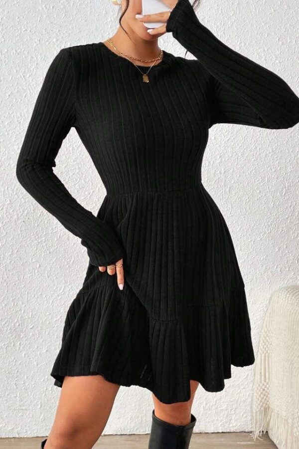 Kadın Uzun Kollu Bisiklet Yaka Kemersiz Eteği Pileli şardonlu Kaşkorse Elbise