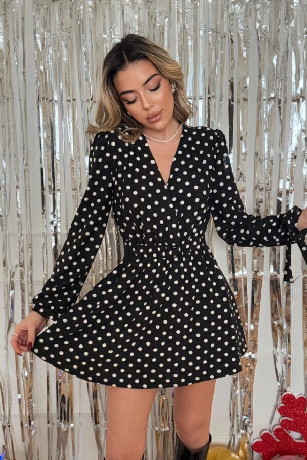 Kadın Yılbaşı özel Uzun Kollu Kruvaze Yaka Puantiyeli Desen Krep Mini Boy Elbise