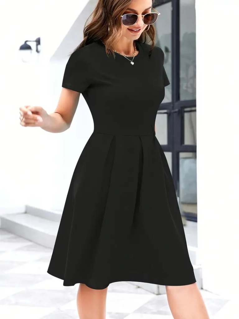 Kadın Kısa Kollu Bisiklet Yaka önden Pile Detaylı Janjan Krep Elbise - Görsel 2