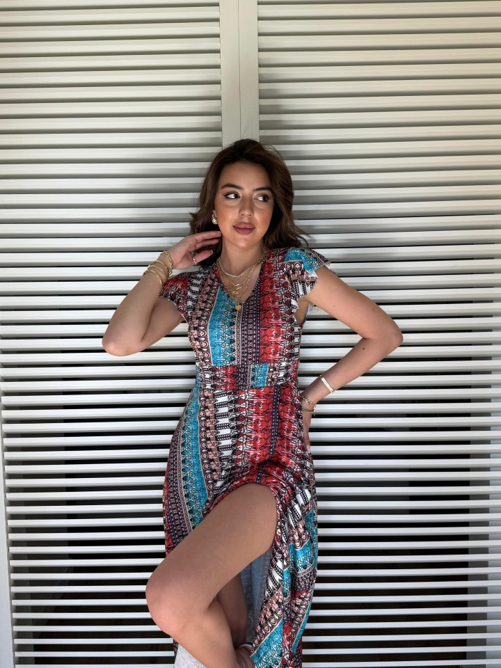 Kadın Kısa Kollu V Yakalı Desenli Yandan Yırtmaçlı Süprem Elbise - Görsel 4